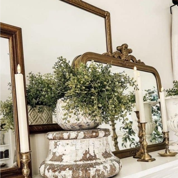 Shop the Live Show for Vintage Home Decor and More! - Picture 8 of 9